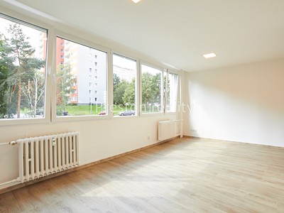 Pronájem bytu 3+kk 60 m²