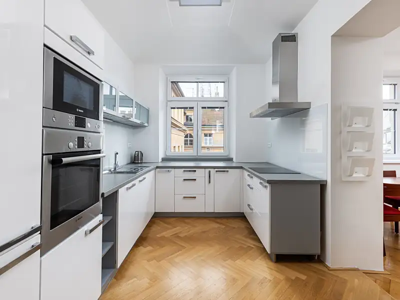 Prodej bytu 2+1 68 m², Praha – náhled fotky 1