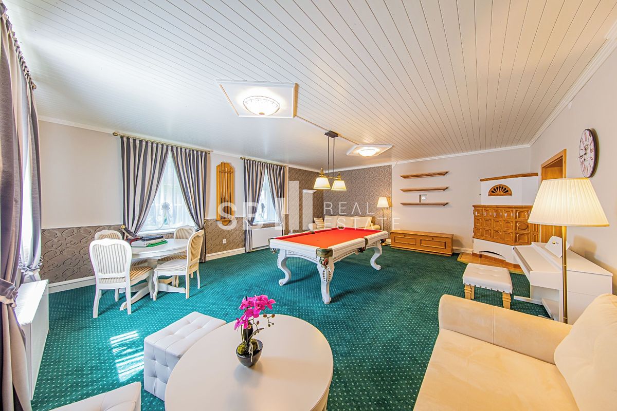 Prodej rodinného domu 600 m², pozemek 2910 m² – fotografie 2