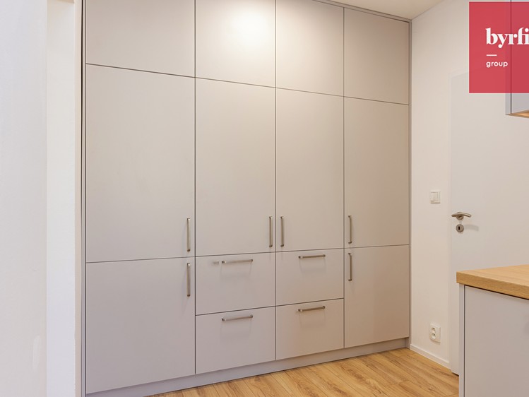 Prodej bytu 1+kk, 28 m² (10 z 17)