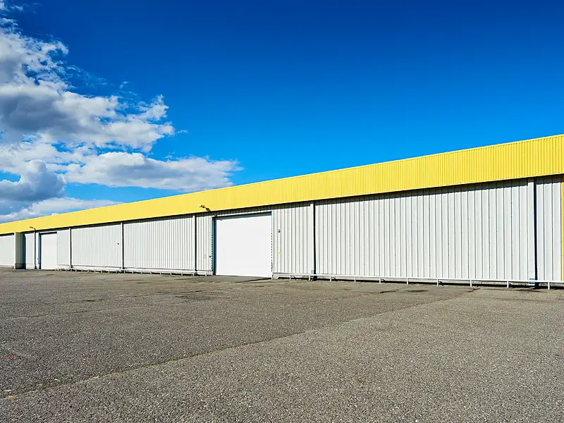 Pronájem skladového prostoru 10000 m², Most – náhled fotky 1