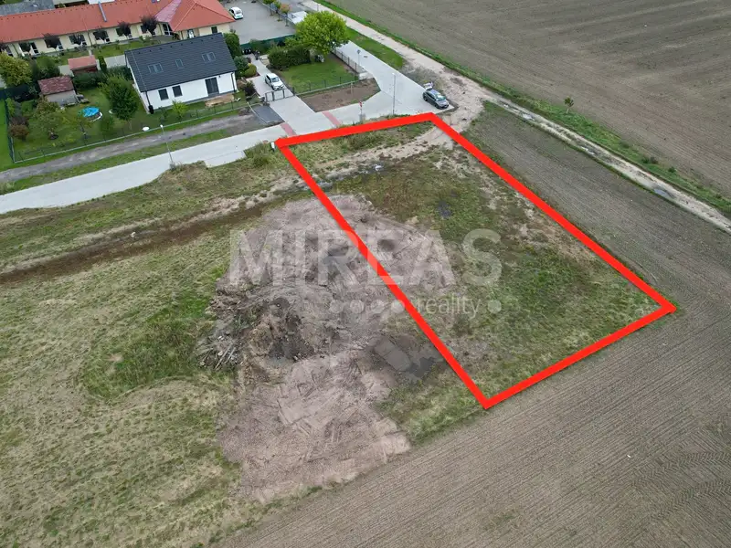 Prodej stavebního pozemku 991 m², Hořátev – náhled fotky 2