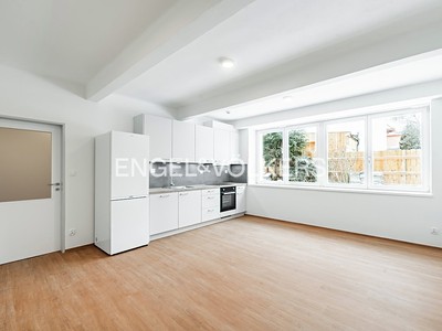 Pronájem bytu 3+kk 57 m²