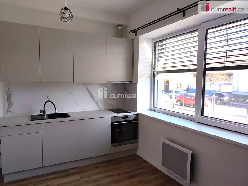 Pronájem bytu 1+kk 21 m², Děčín – náhled fotky 1
