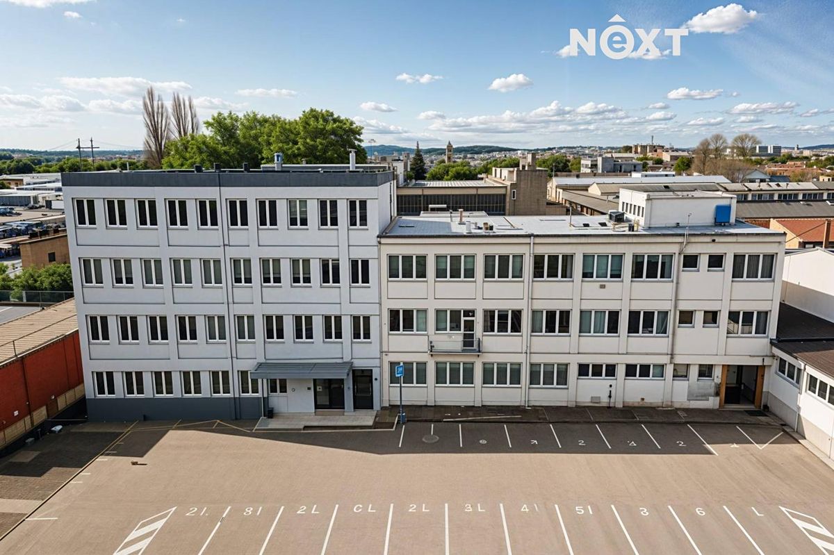 Prodej kanceláře 2018 m²