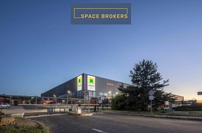 Pronájem skladového prostoru 2500 m²