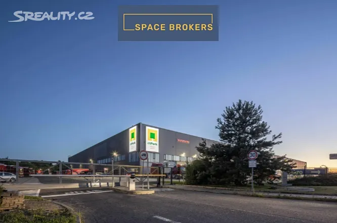 Pronájem skladového prostoru 2500 m²