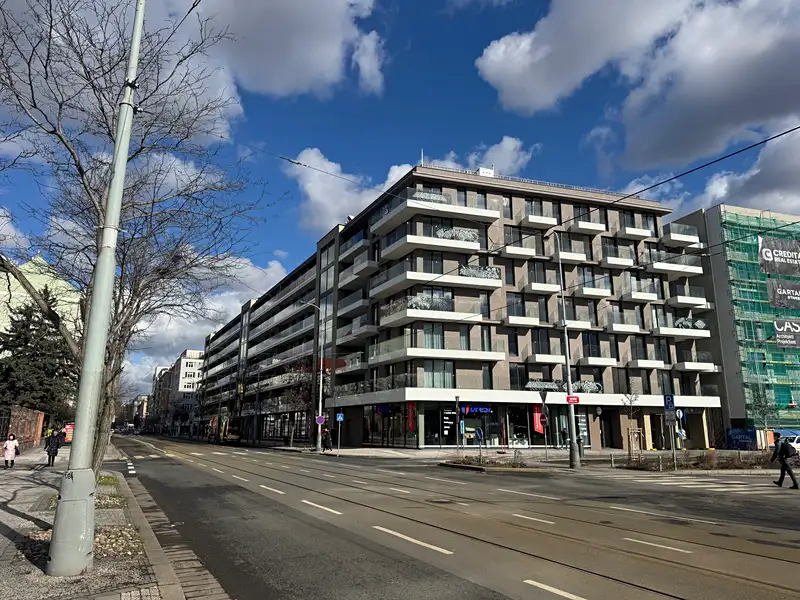 Prodej bytu 5+kk 206 m², Praha – náhled fotky 1