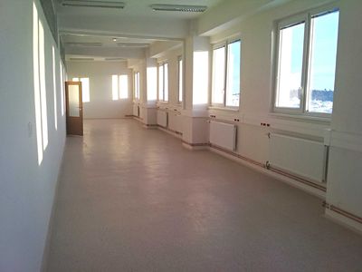 Pronájem kanceláře 900 m²