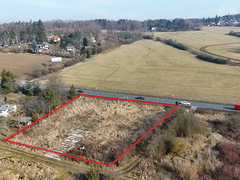 Prodej komerčního pozemku 3106 m², Plzeň – náhled fotky 1
