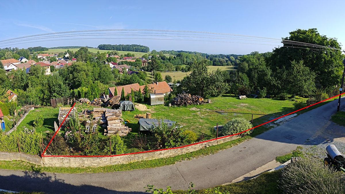Prodej stavebního pozemku 1054 m² – fotografie 3