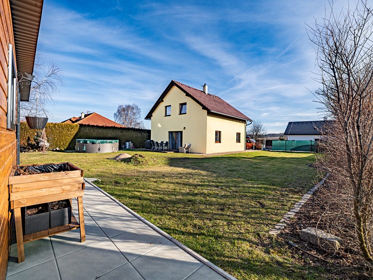 Haus zum Kauf, 165 m² (1 von 37)
