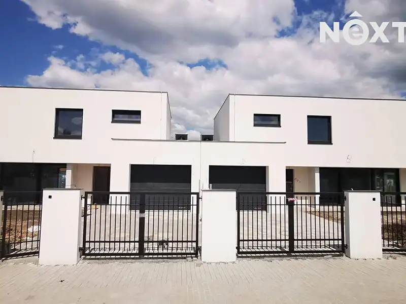 Prodej stavebního pozemku 474 m², Nechanice – náhled fotky 1
