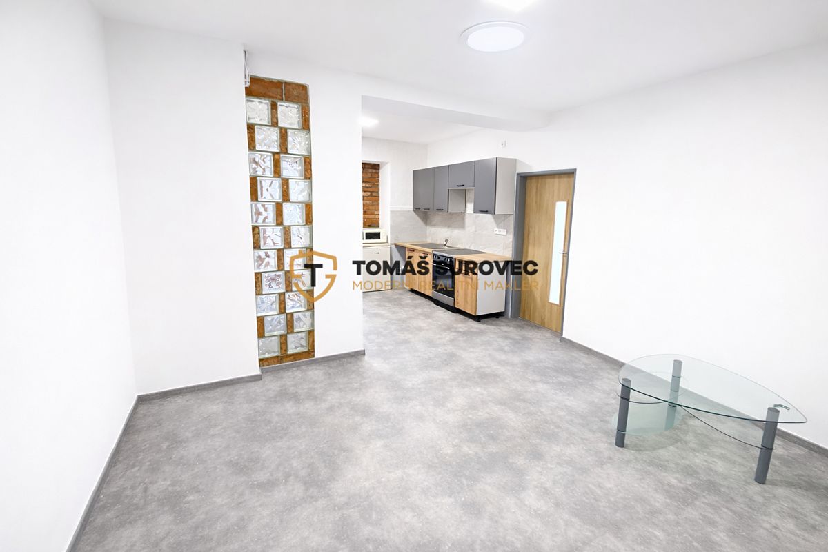 Pronájem kanceláře 64 m²