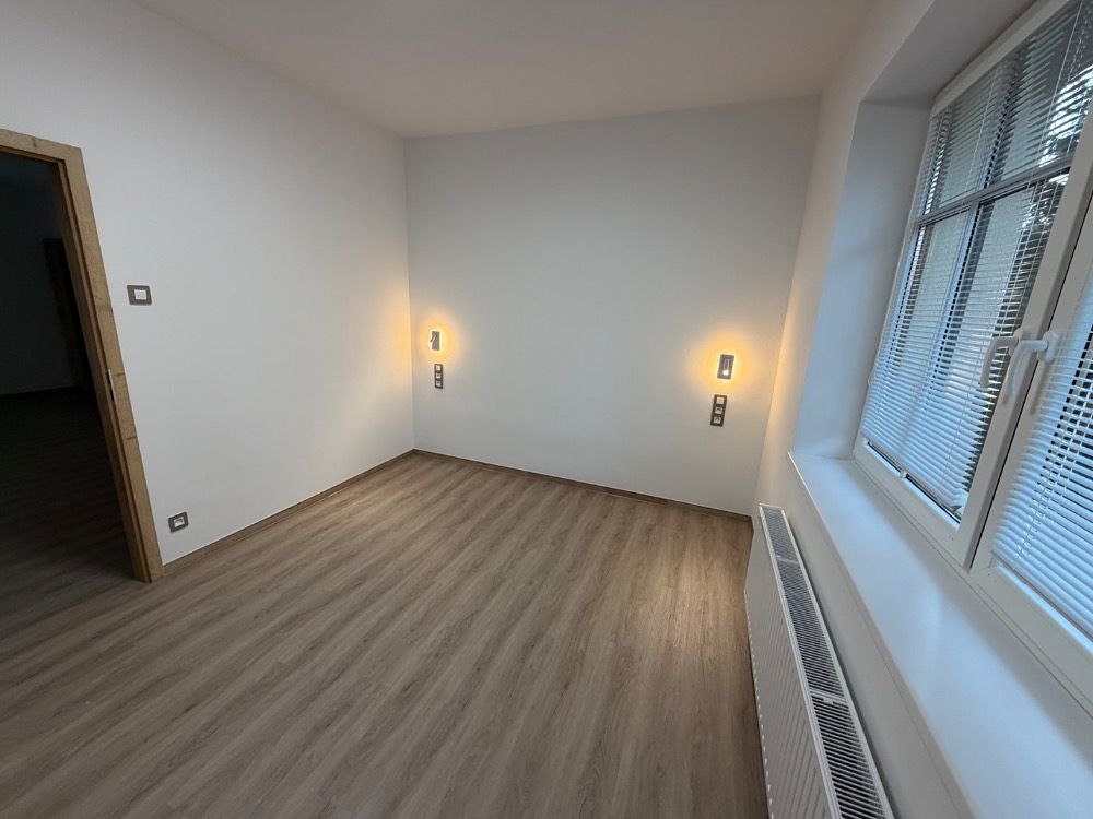 Pronájem bytu 2+1 59 m² – fotografie 4