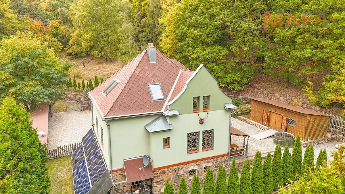 Prodej rodinného domu 480 m², pozemek 1372 m², Křimov – fotka 1 z 3