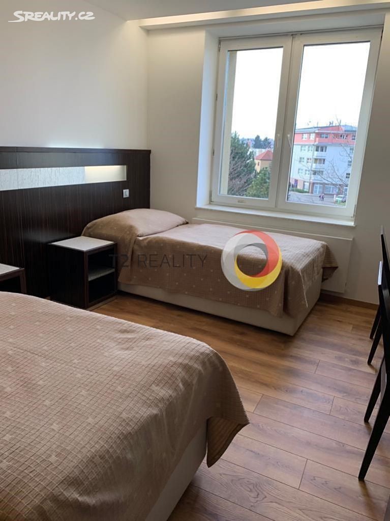 Pronájem bytu 1+kk 21 m², Praha