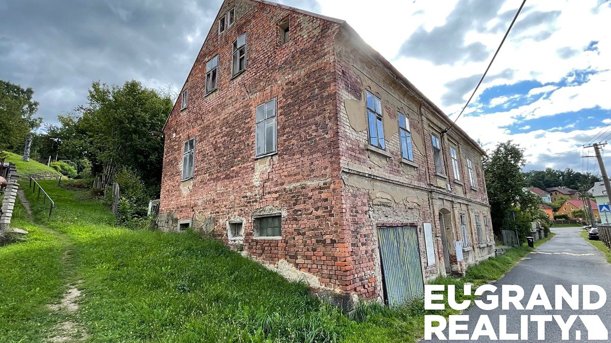 Prodej rodinného domu 298 m², pozemek 464 m² – fotografie 4