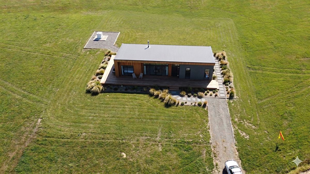 Prodej stavebního pozemku 1732 m² – fotografie 2