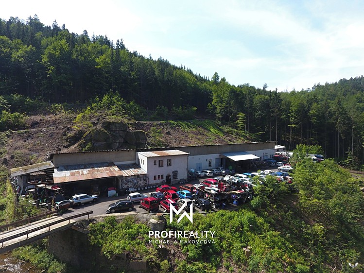 Pronájem komerčního prostoru, 766 m² (3 z 23)