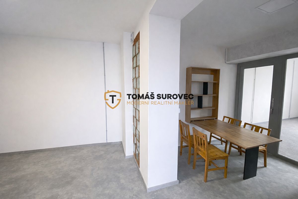 Pronájem kanceláře 64 m² – fotografie 4