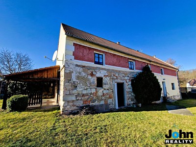 Prodej  rodinného domu 300 m², pozemek 1 380 m²