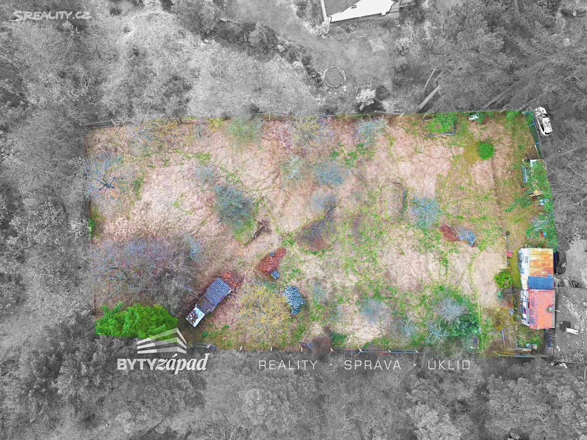 Prodej stavebního pozemku 2115 m² - Widok 3