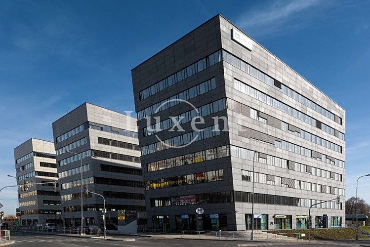 Комерційне приміщення в оренду, 300 м² (1 з 3)