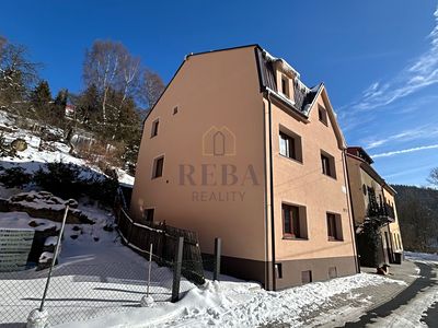 Prodej rodinného domu 240 m², pozemek 520 m²