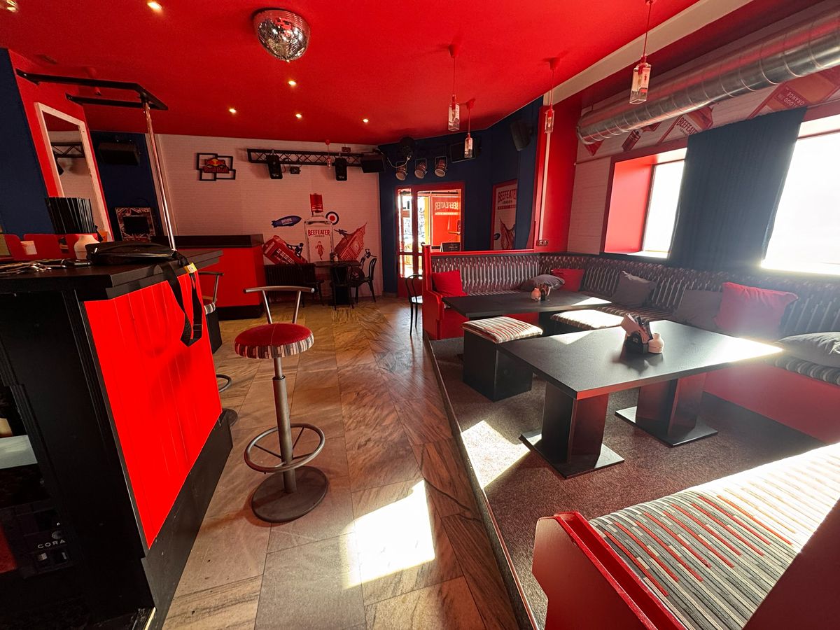 Pronájem restaurace 131 m² – fotografie 3