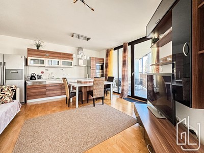 Pronájem bytu 2+kk 81 m²