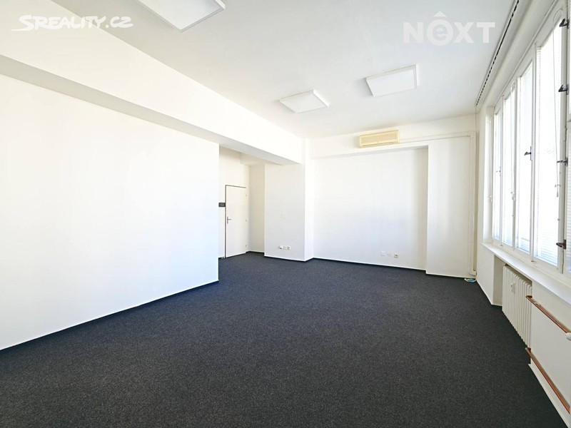 Pronájem kanceláře 26 m² – pohled 2