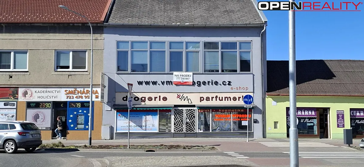 Prodej komerční nemovitosti 420 m²