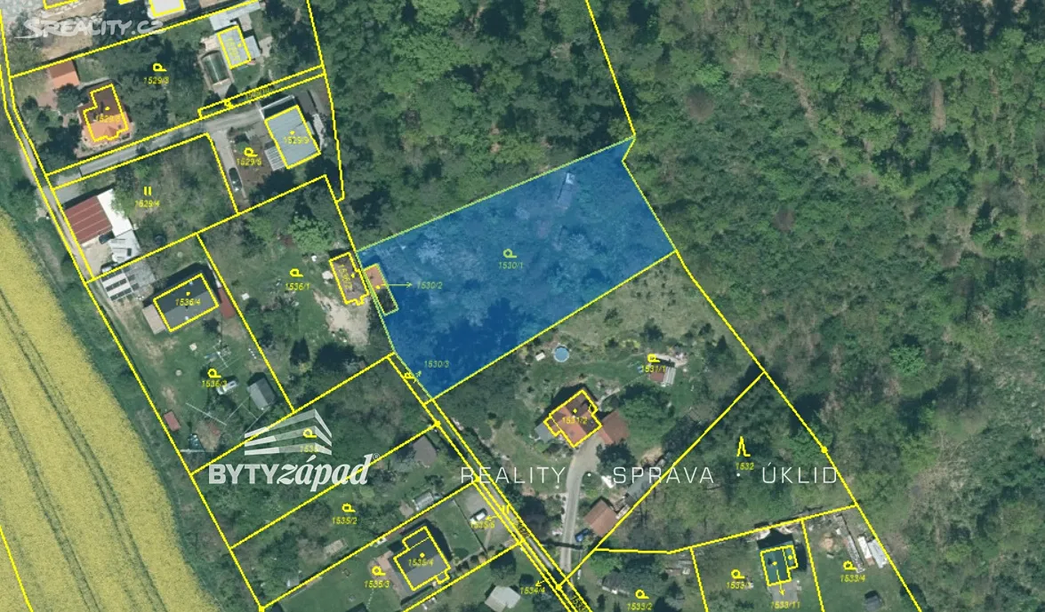 Prodej stavebního pozemku 2115 m² - Więcej
