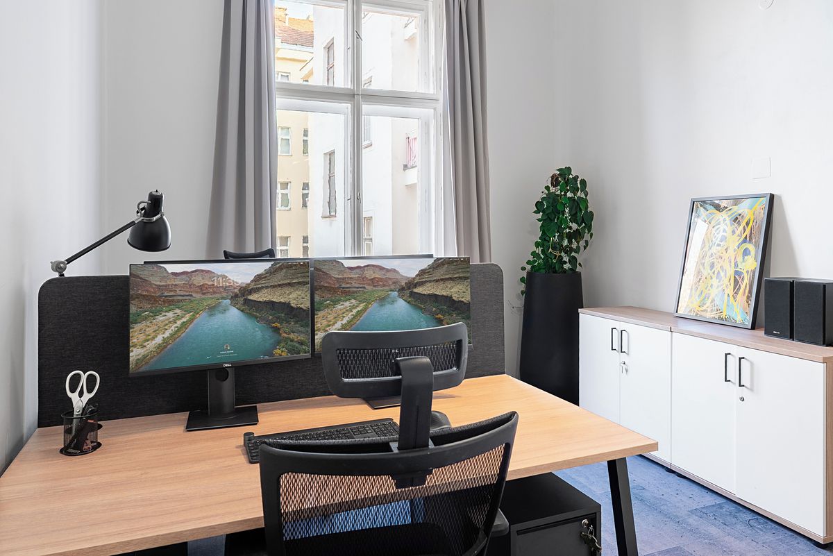Pronájem kanceláře 16 m² – fotografie 2