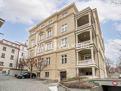 Prodej bytu 5+kk 210 m²