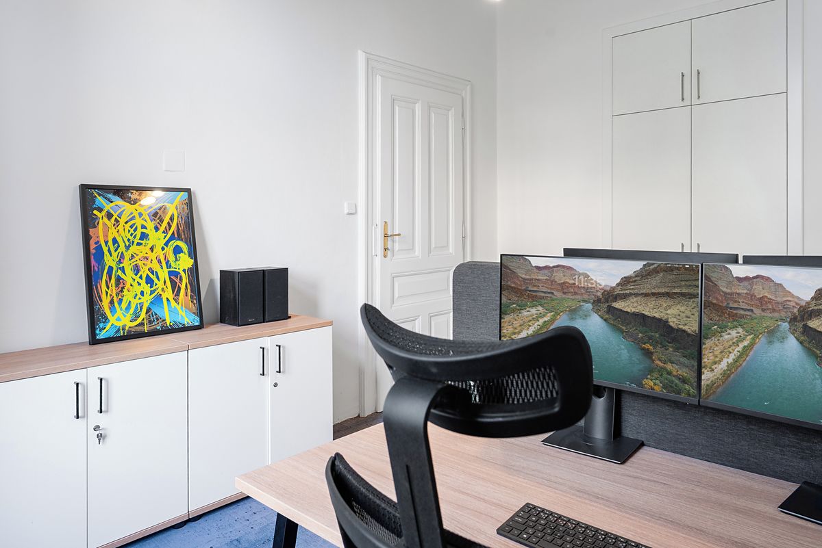 Pronájem kanceláře 16 m² – fotografie 3