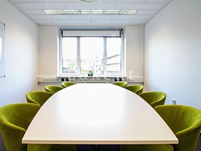 Комерційне приміщення в оренду, 261 м² (2 з 4)
