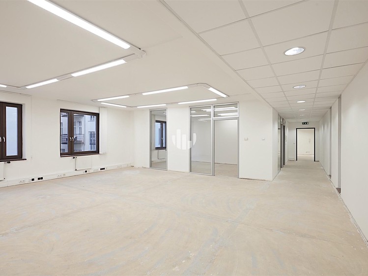 Комерційне приміщення в оренду, 186 м² (9 з 10)