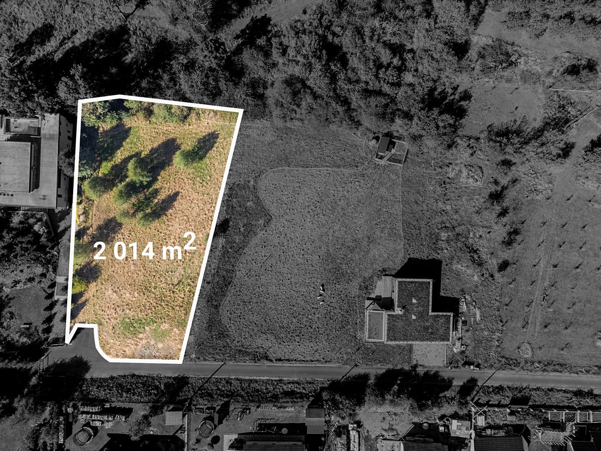 Prodej stavebního pozemku 2014 m²