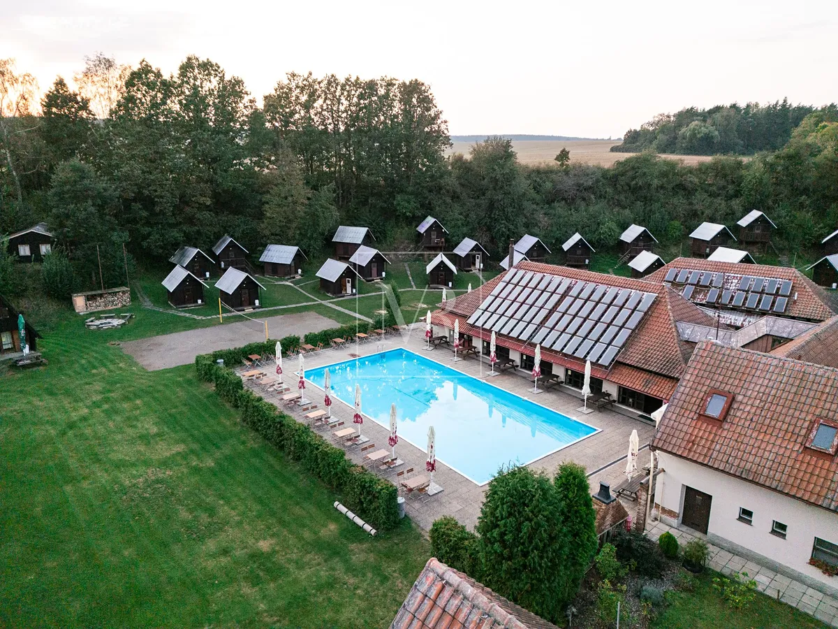 Prodej ubytovacího zařízení 1795 m² – pohled 2