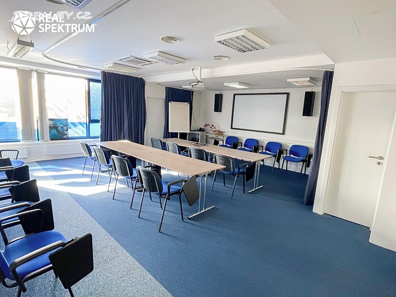 Pronájem obchodního prostoru 427 m², Brno