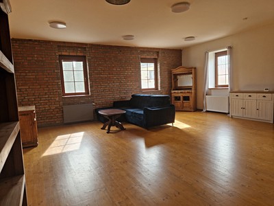 Pronájem bytu 2+kk 91 m² (Jednopodlažní)