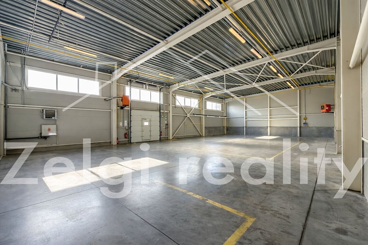 Pronájem skladového prostoru 1400 m², Brno – fotka 1 z 3