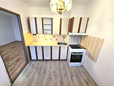 Pronájem bytu 2+1 49 m² (Jednopodlažní)