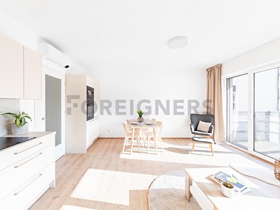 Pronájem bytu 3+kk 77 m²