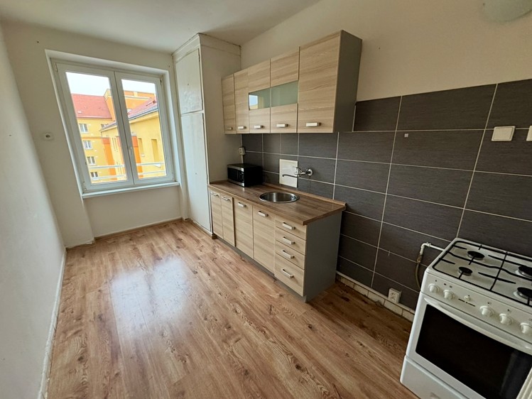 Квартира 1+1 на продаж, 34 м² (2 з 6)