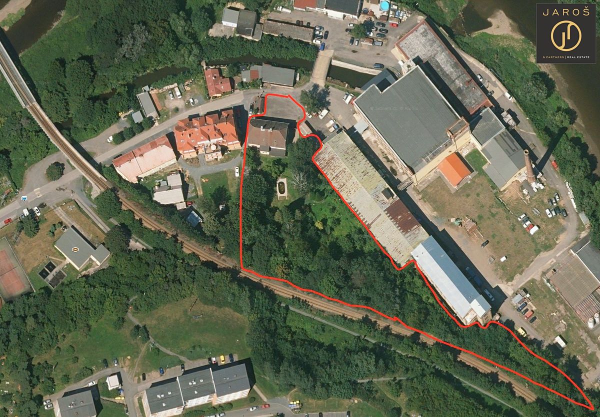 Prodej rodinného domu 300 m², pozemek 5769 m² – fotografie 4