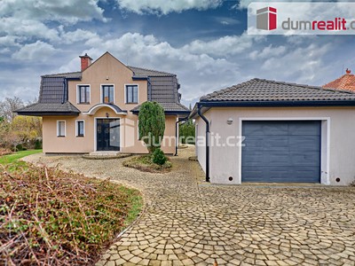 Prodej  rodinného domu 194 m², pozemek 956 m²