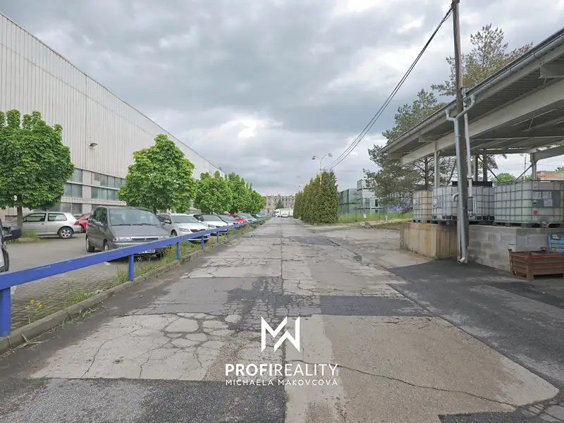 Pronájem kanceláře 660 m², Chrastava – náhled fotky 2